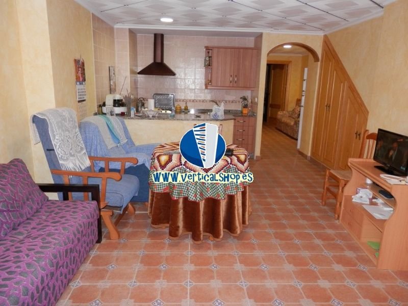 For sale of house in Caudete