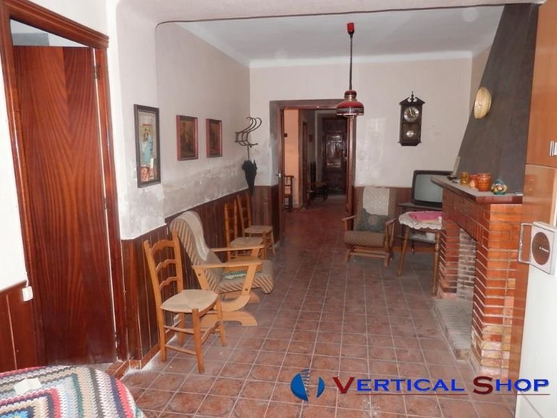 For sale of house in Caudete