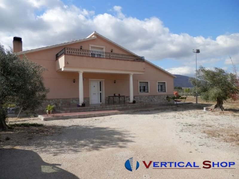 Venta de chalet en Caudete