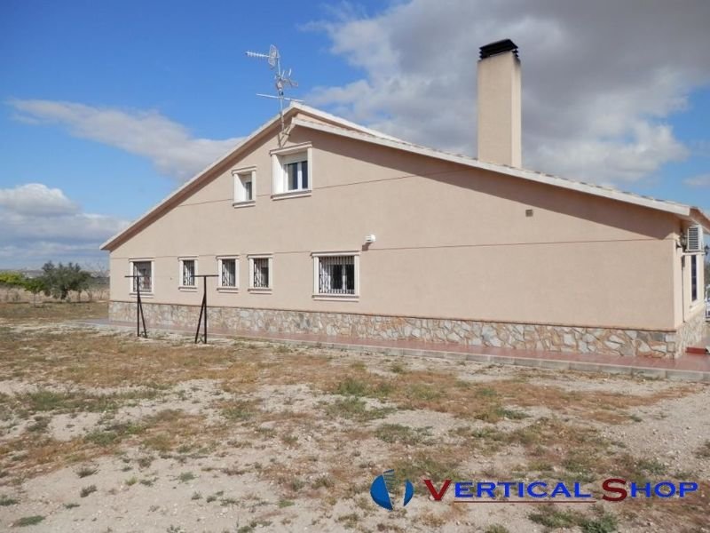 Venta de chalet en Caudete