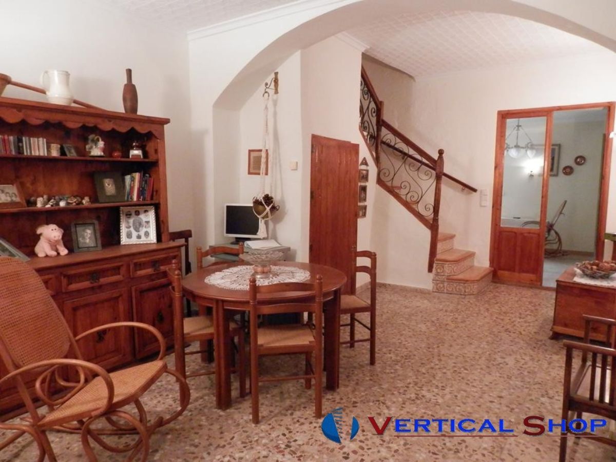 Venta de casa en Caudete