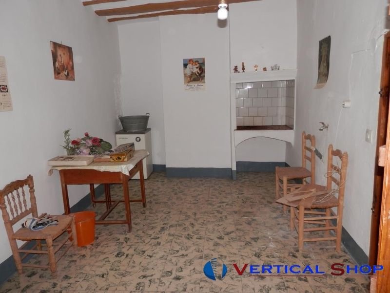 For sale of house in Caudete