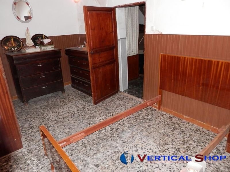 For sale of house in Caudete