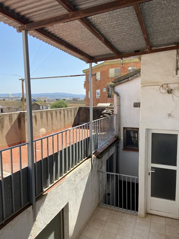 For sale of house in Caudete