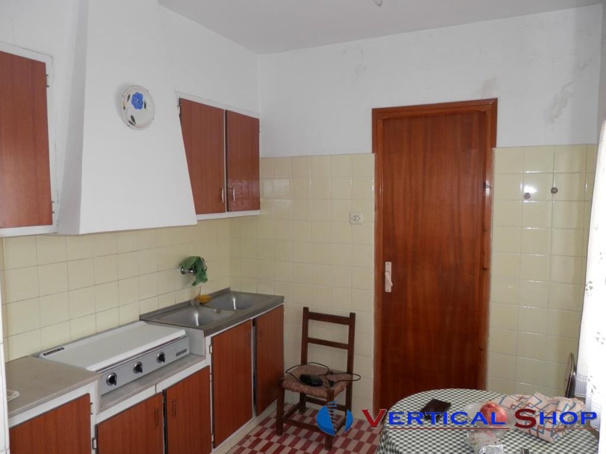 For sale of house in Caudete