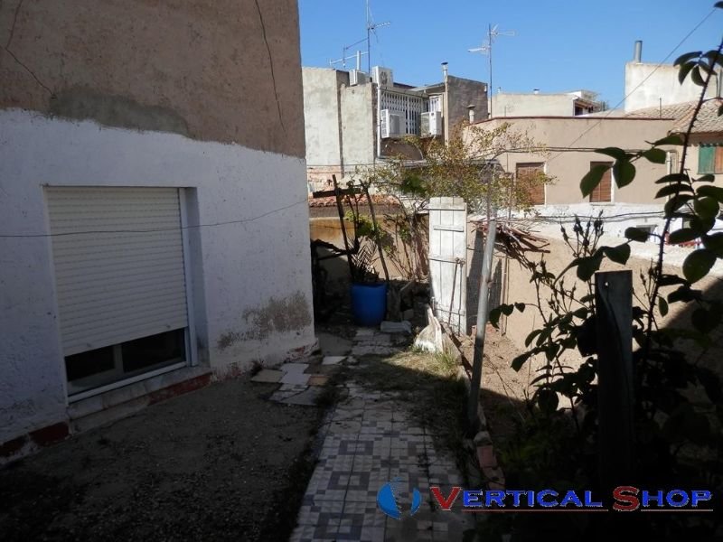 For sale of house in Caudete