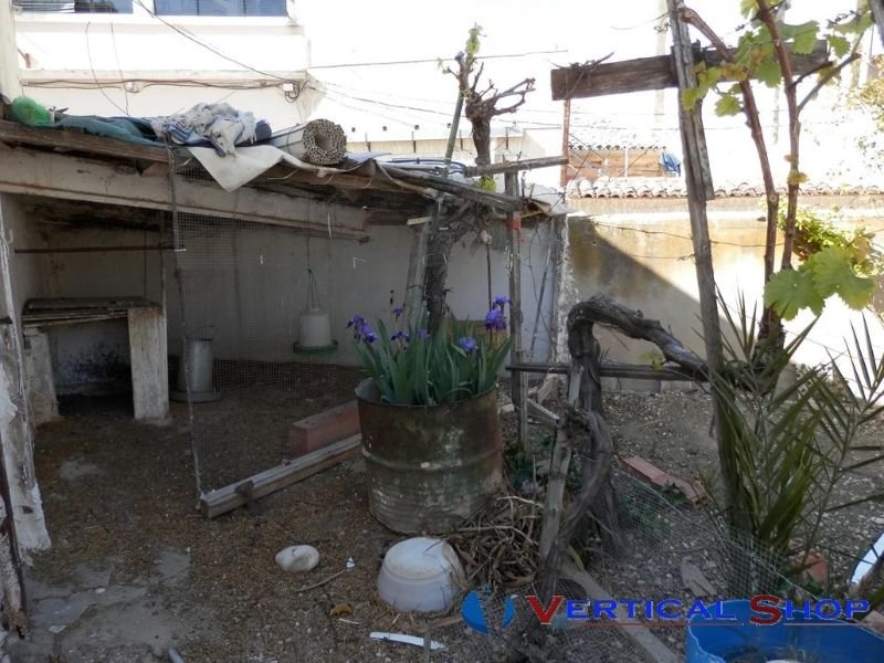 For sale of house in Caudete