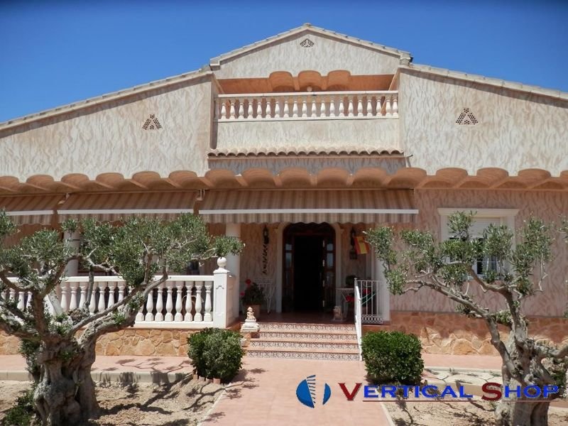 Venta de chalet en Caudete