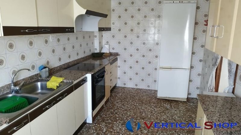 For sale of house in Caudete