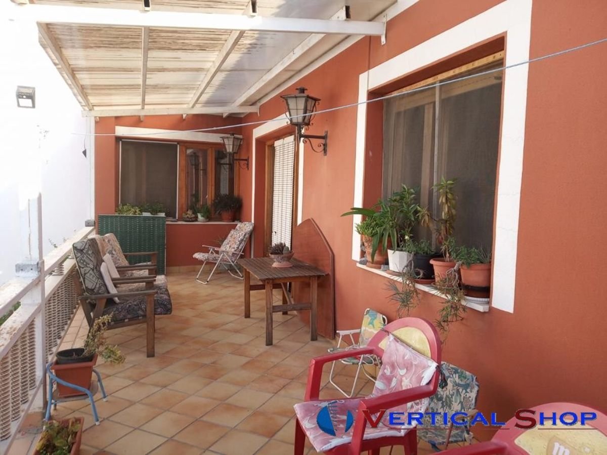 For sale of house in Caudete