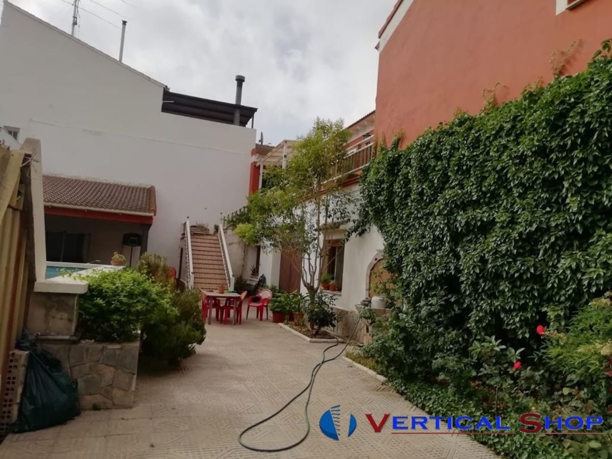 For sale of house in Caudete