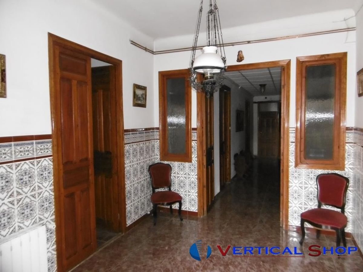 For sale of house in Caudete