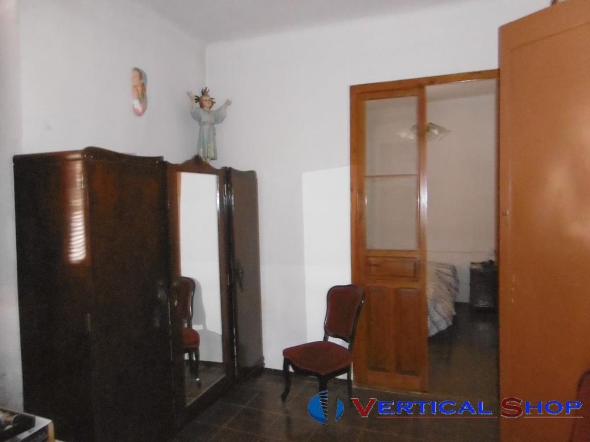 For sale of house in Caudete