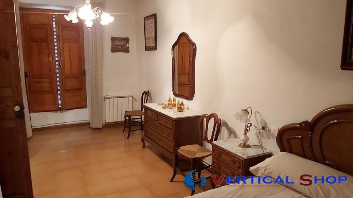 For sale of house in Caudete