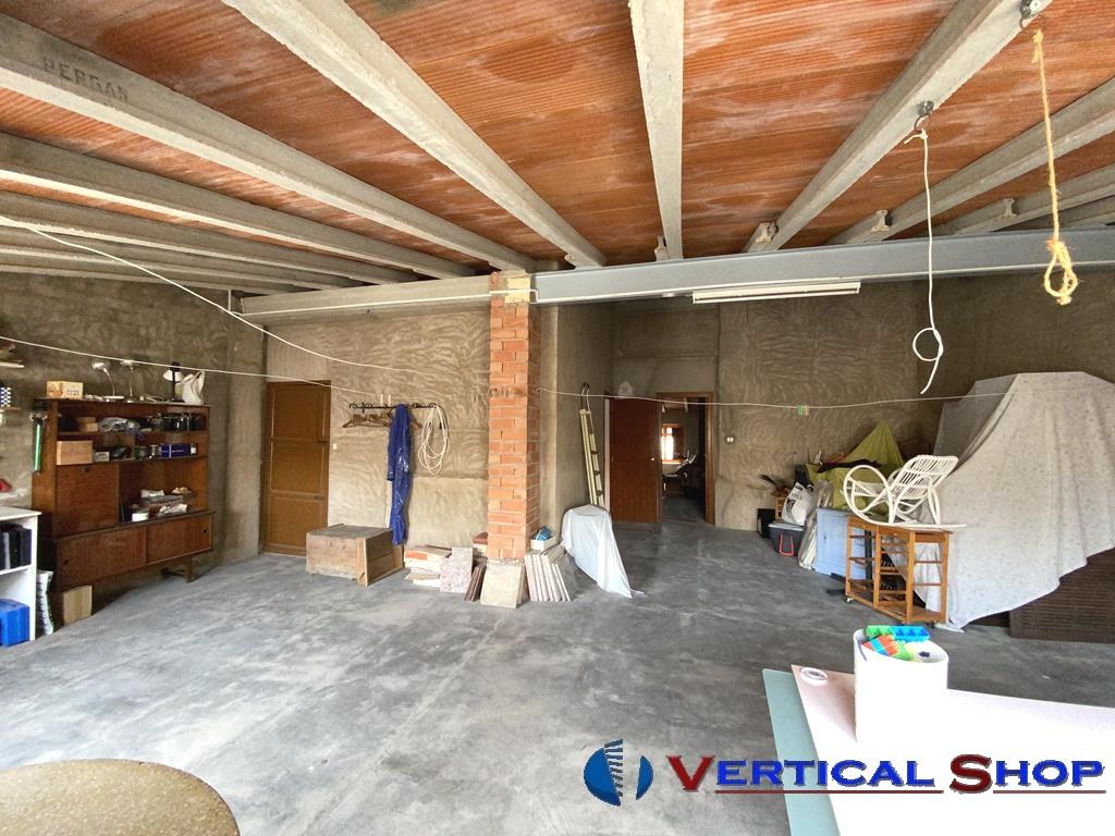 For sale of house in Caudete