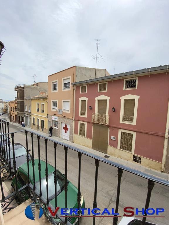 For sale of house in Caudete