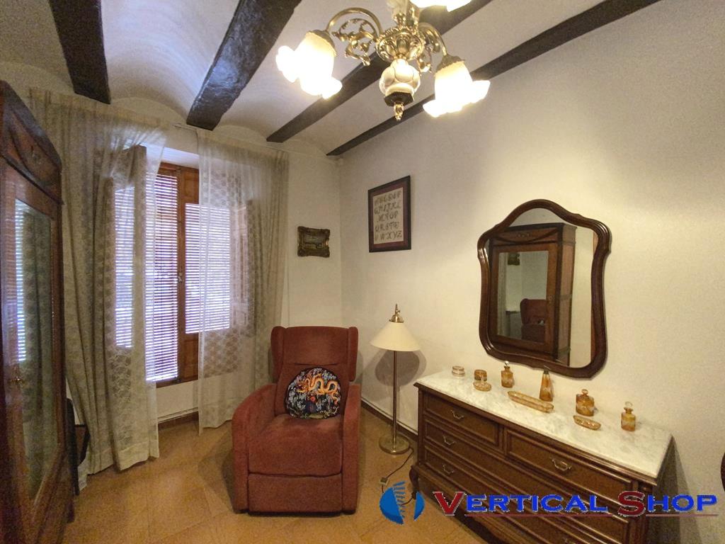 For sale of house in Caudete
