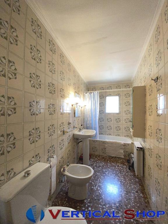 For sale of house in Caudete