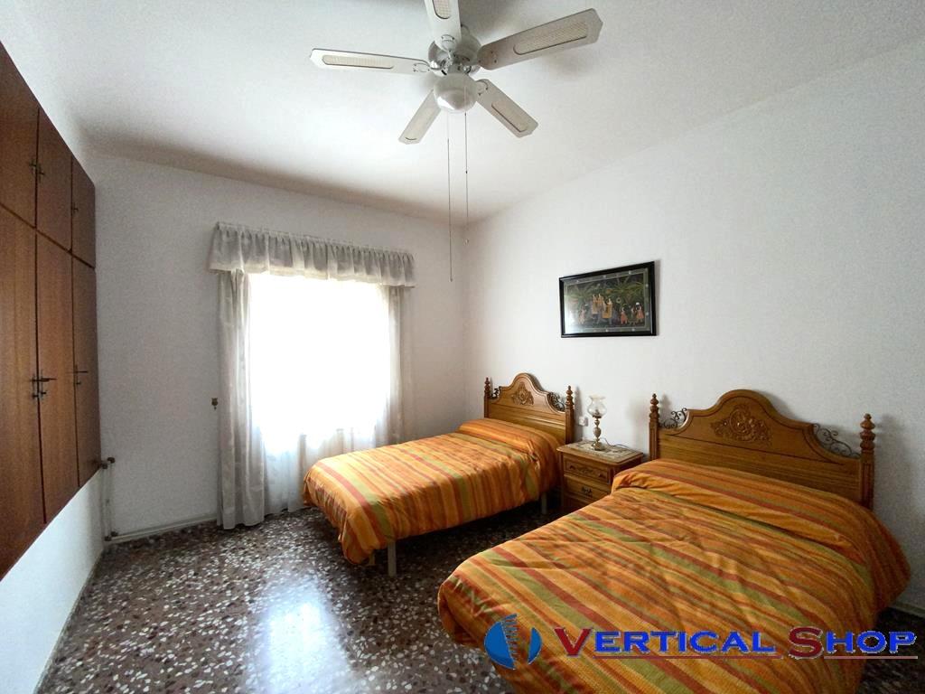 For sale of house in Caudete