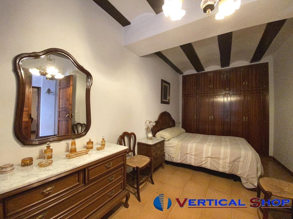 For sale of house in Caudete