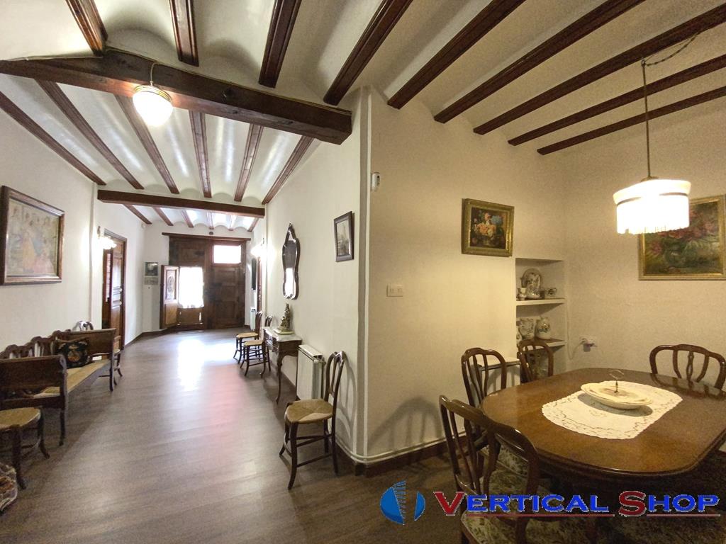 For sale of house in Caudete