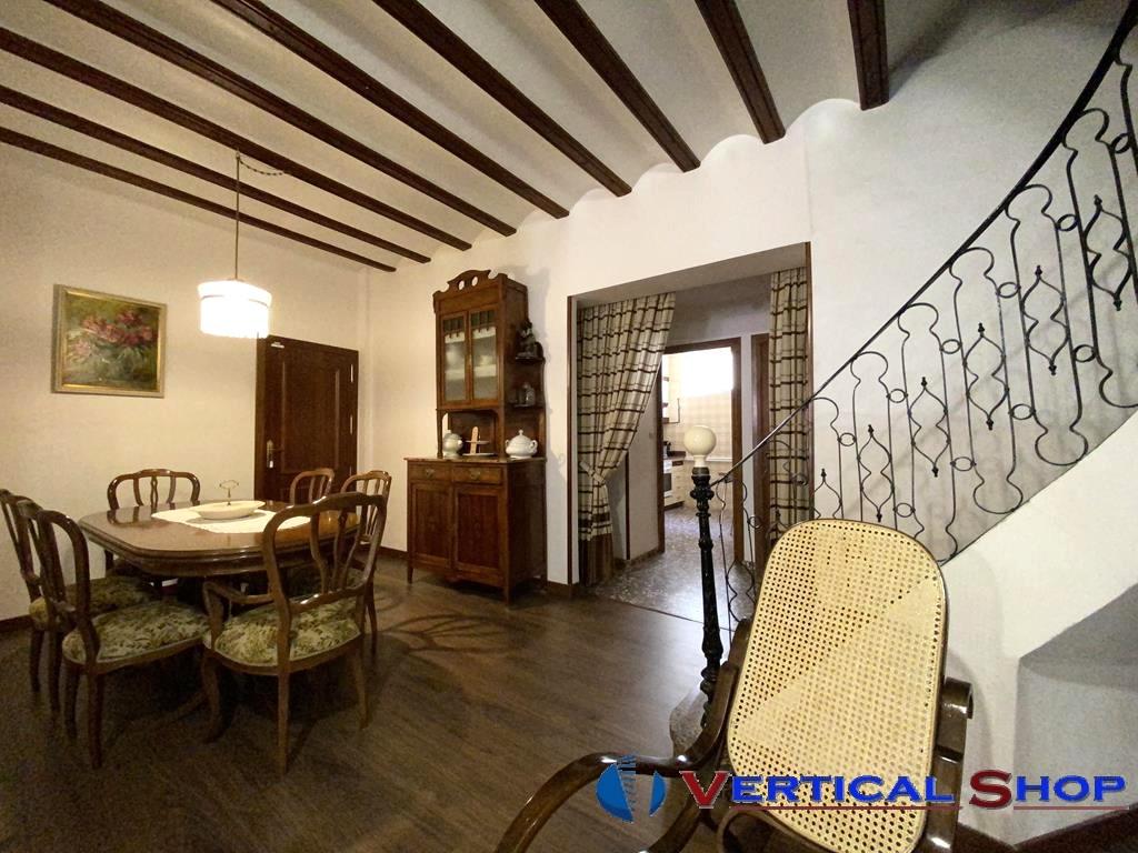 For sale of house in Caudete