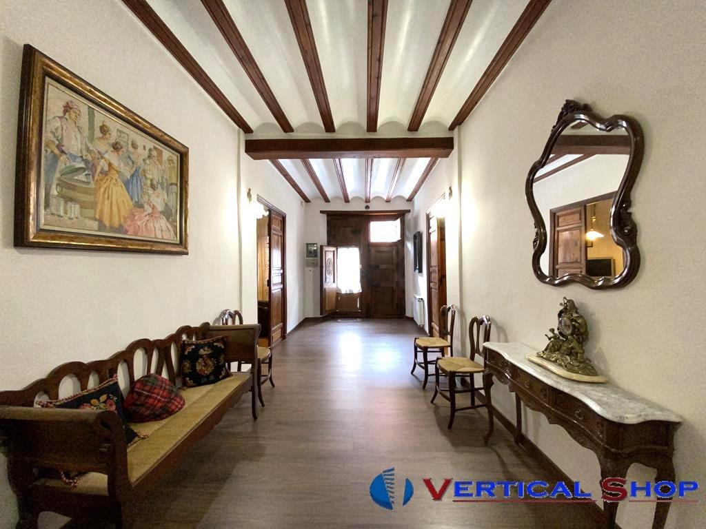 For sale of house in Caudete