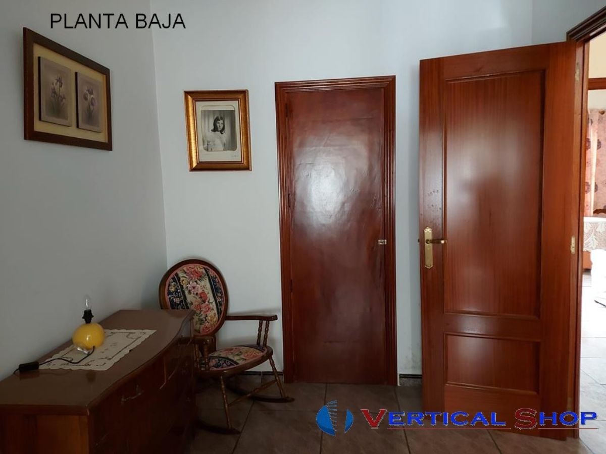 For sale of house in Caudete