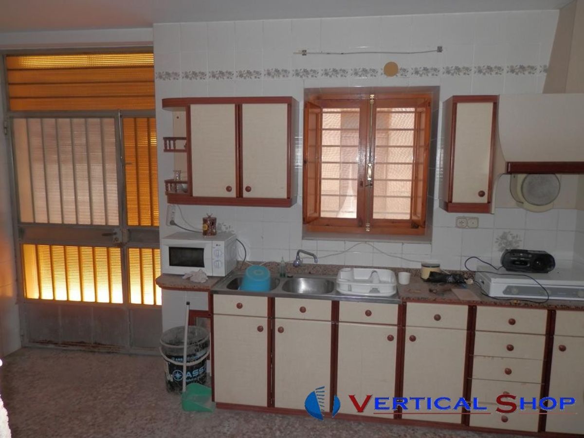 For sale of house in Caudete