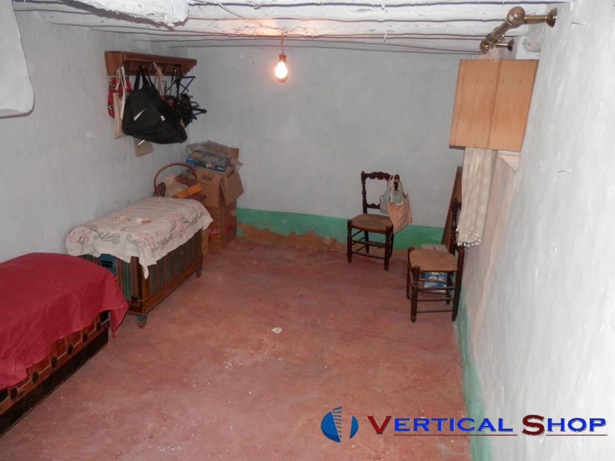 Venta de casa en Caudete