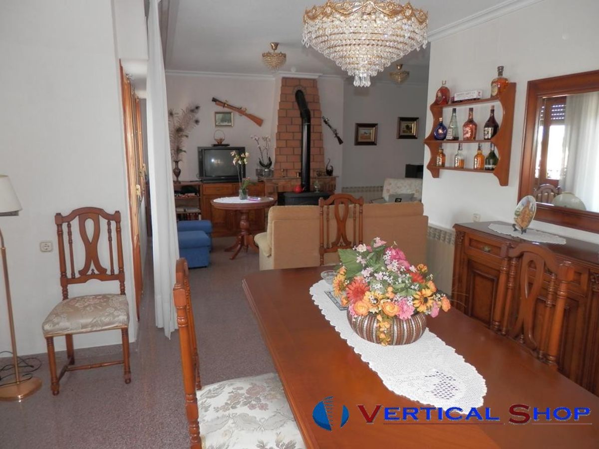 Venta de chalet en Caudete