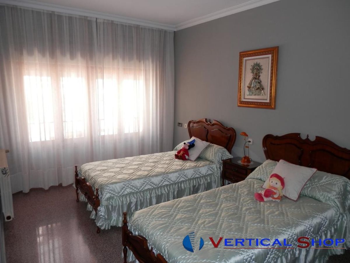 Venta de chalet en Caudete