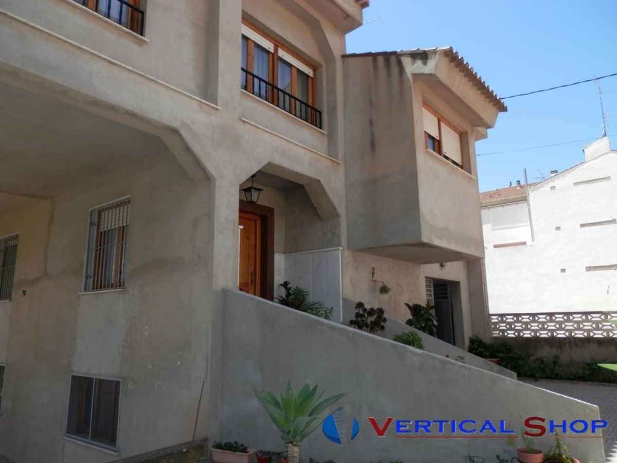 Venta de chalet en Caudete