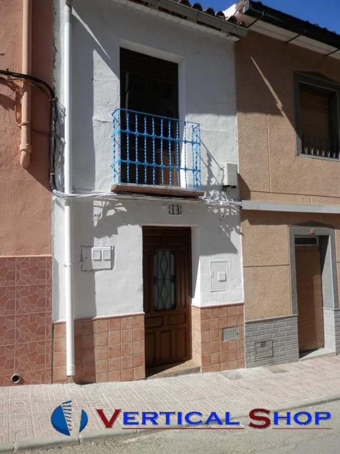 For sale of house in Caudete