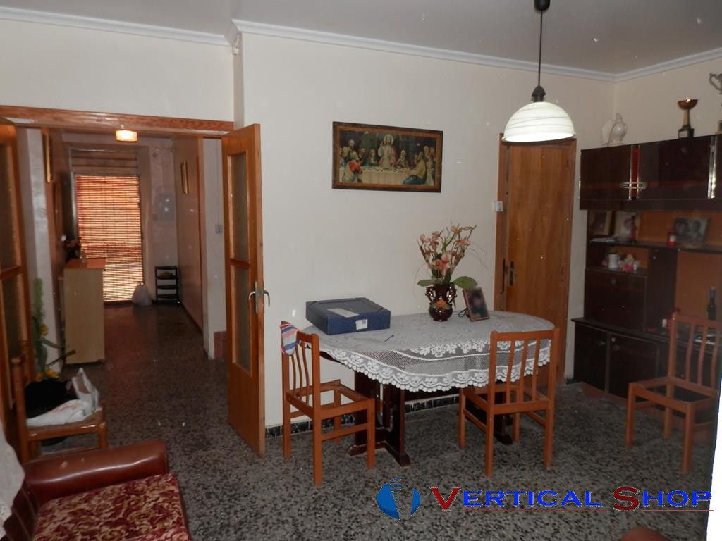 For sale of house in Caudete