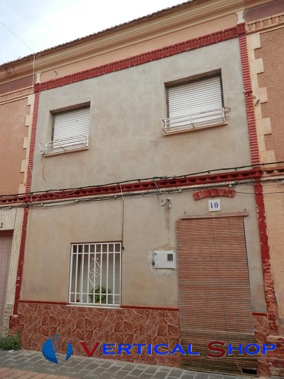For sale of house in Caudete