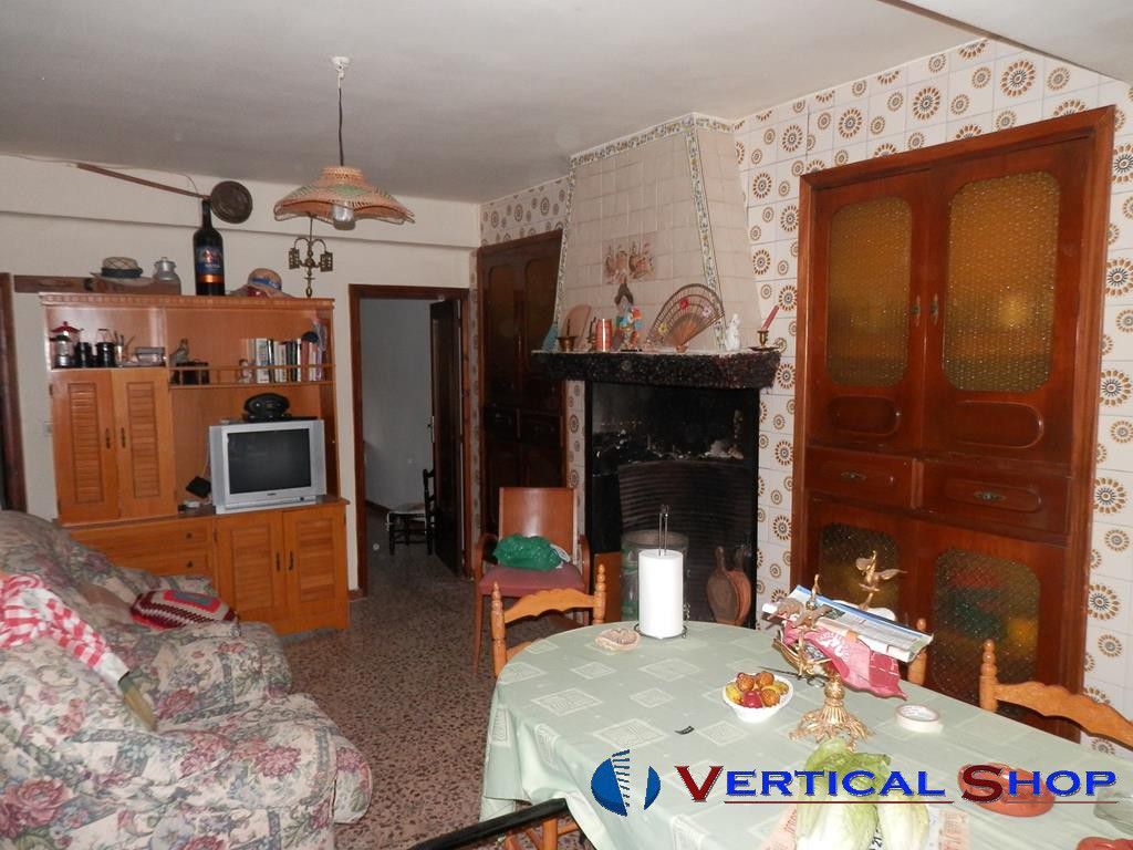 For sale of chalet in Caudete