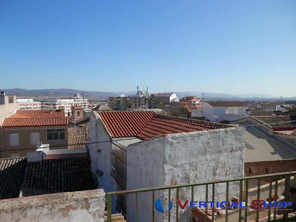 For sale of house in Caudete