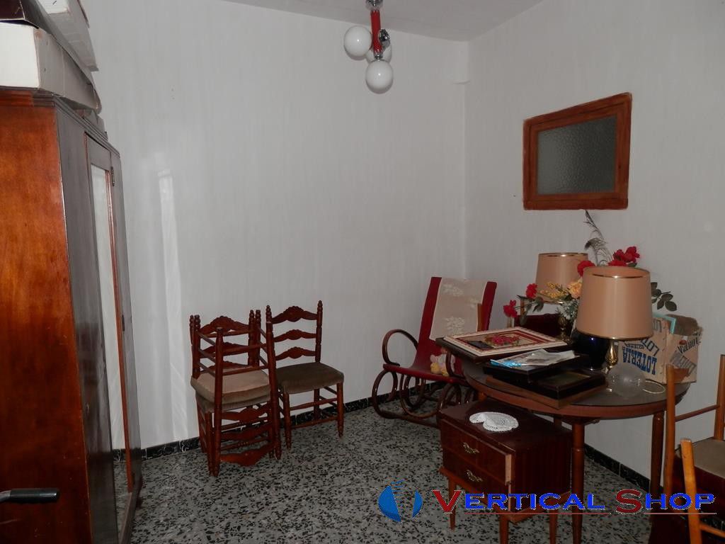 For sale of house in Caudete