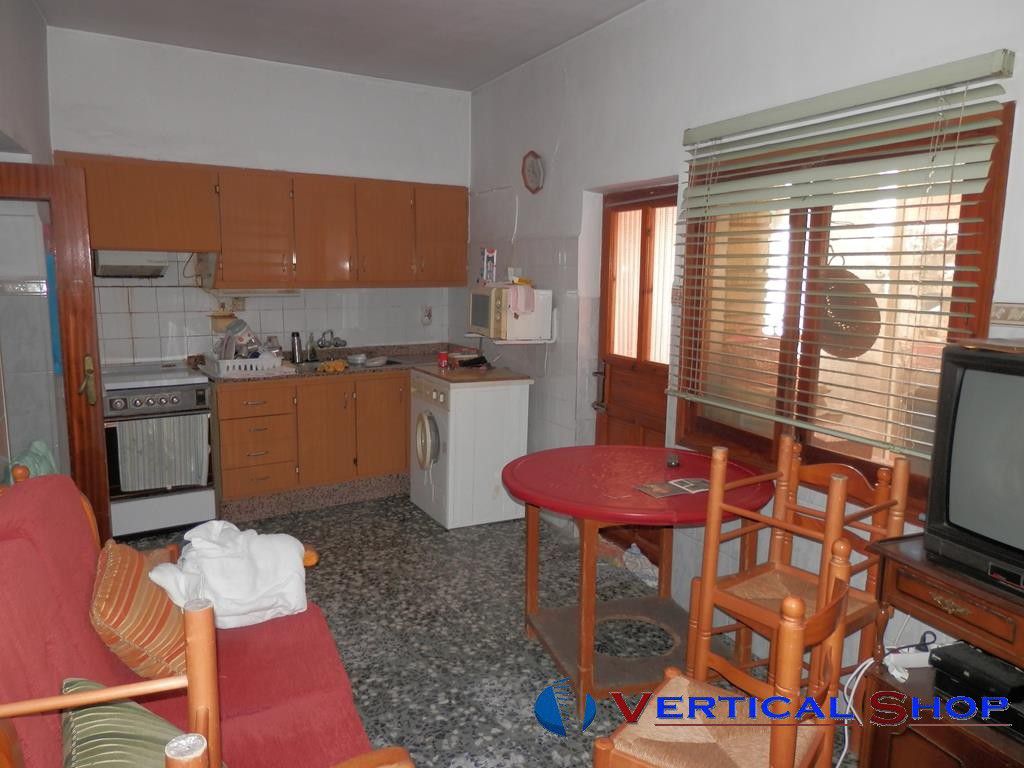 For sale of house in Caudete