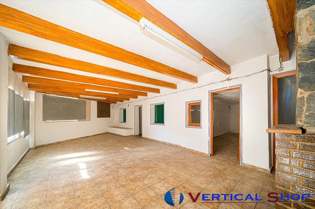 Venta de chalet en Petrer