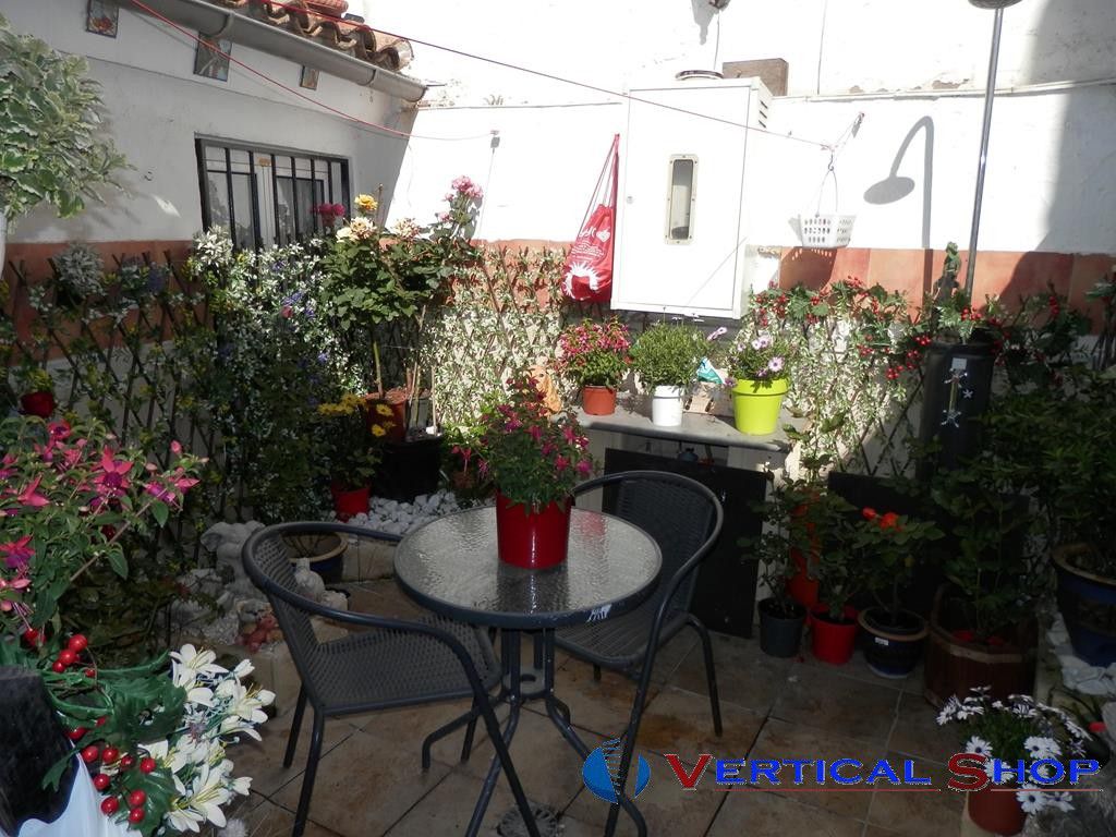 For sale of house in Caudete