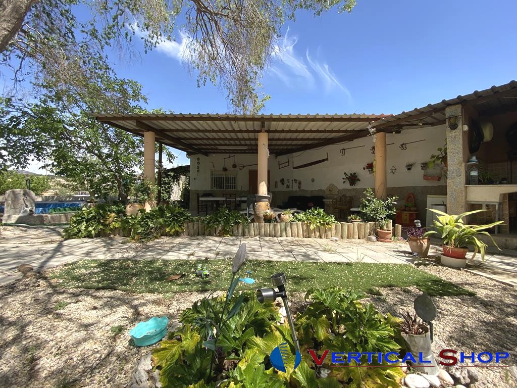 Venta de chalet en Caudete