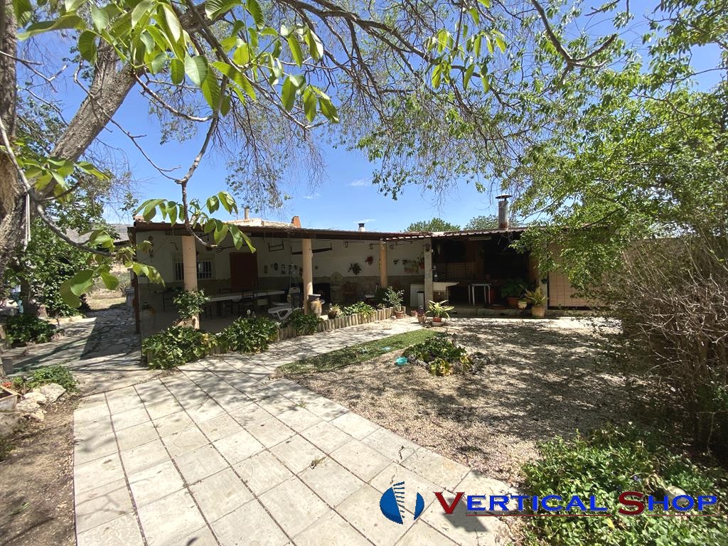 Venta de chalet en Caudete