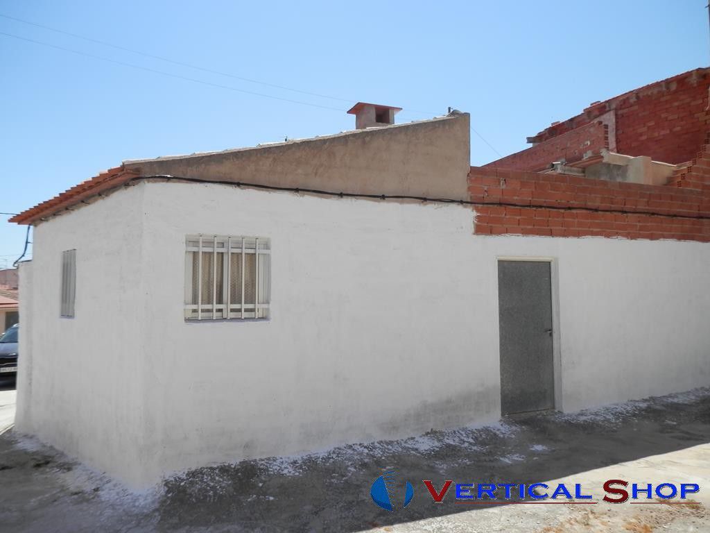 For sale of house in Caudete