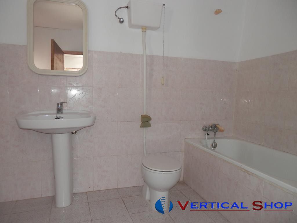For sale of house in Caudete