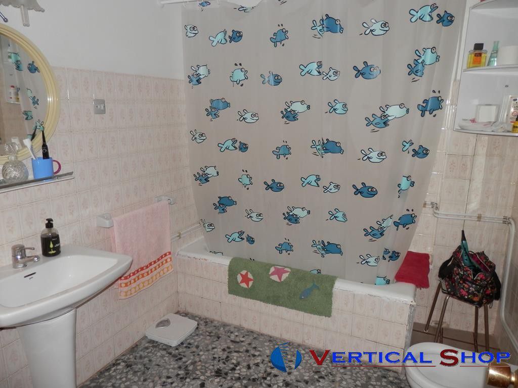 For sale of house in Caudete