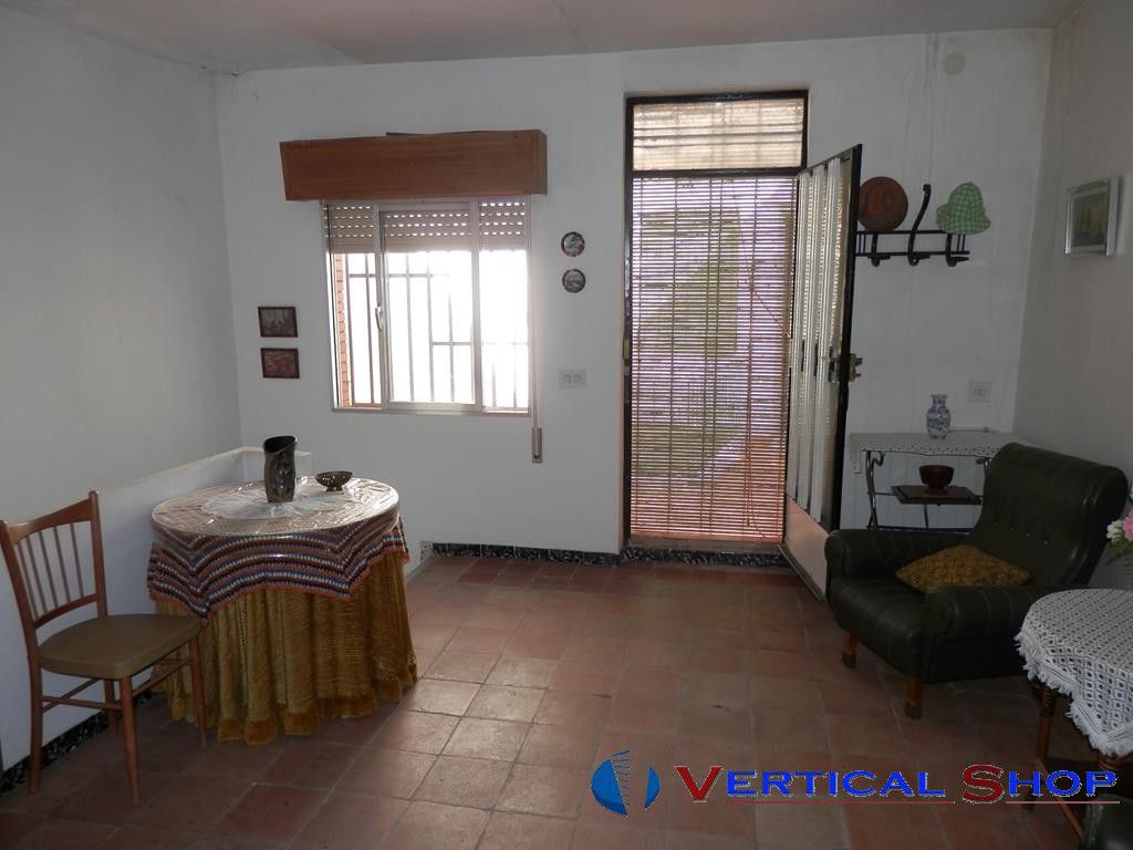 For sale of house in Caudete