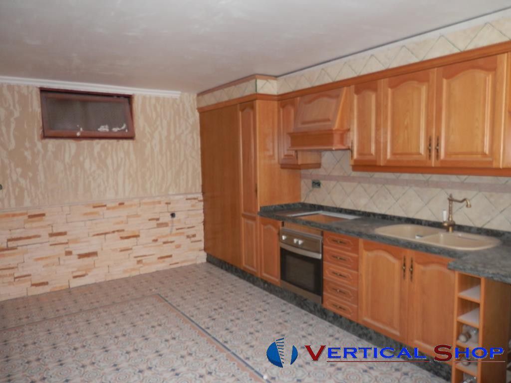 For sale of house in Caudete