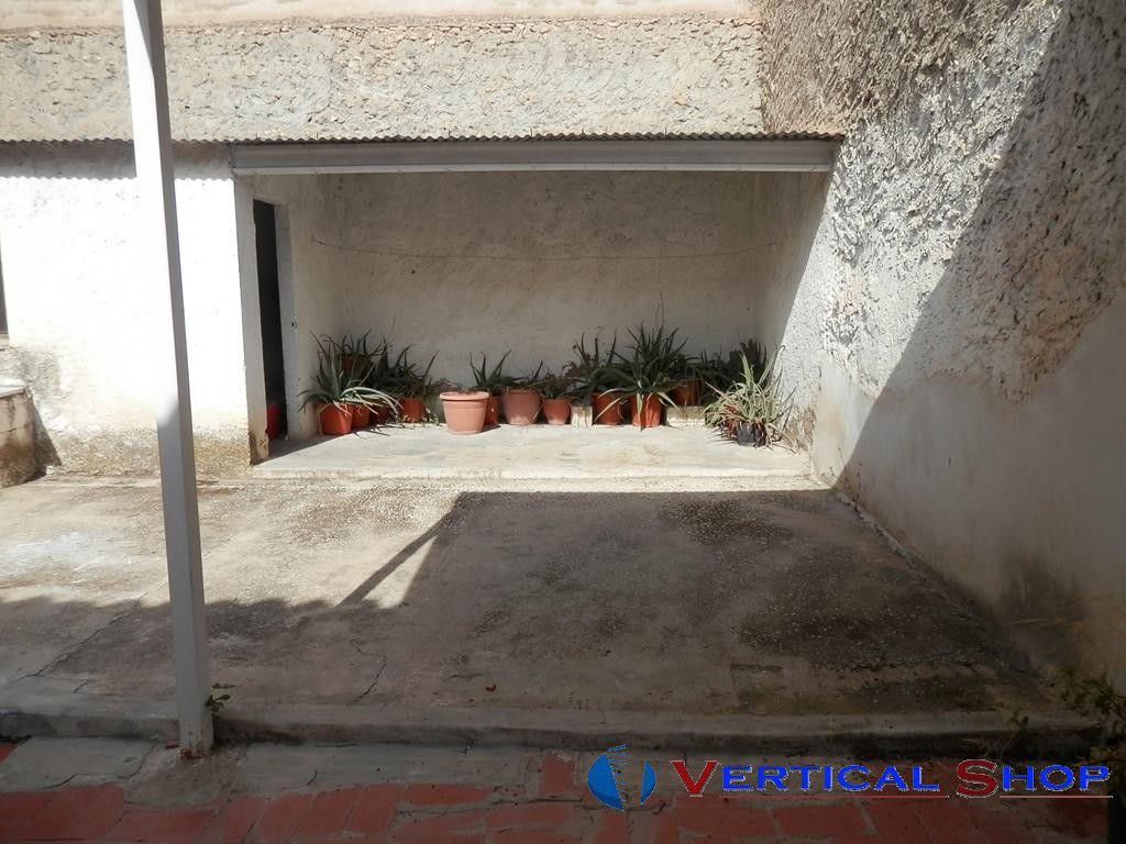 For sale of house in Caudete